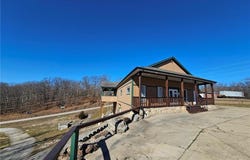 473 W Highway, Eldon, MO 64026