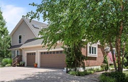2204 W 127th Street, Leawood, KS 66209
