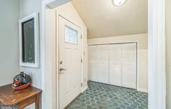 115 MISTLETOE, NEWPORT NEWS, VA 23606