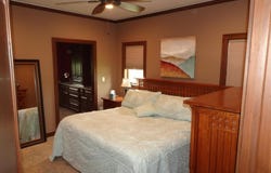701 24th Avenue, Sheldon, IA 51201-1140