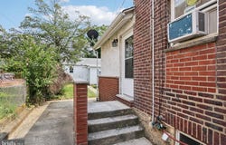1239 E 13TH STREET, CRUM LYNNE, PA 19022