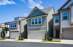 356 Hayden Circle Circle, Woodstock, GA 30189