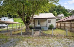 30 Westwood Drive, Cabin Creek, WV 25035