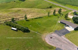 1413 Michael Cir, Montrose, SD 57048