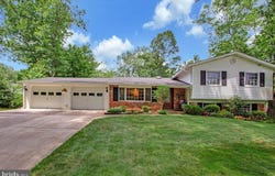 15708 BRADFORD DR, LAUREL, MD 20707
