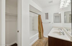 1920 E BELL Road, Phoenix, AZ 85022