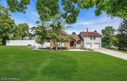 35 Michael Drive, Middletown, NJ 07748