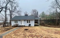226 COMBS, WARRENTON, VA 20186