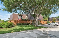 6476 SE Windsong Lane, Stuart, FL 34997