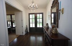 615 Sampson Street, Raleigh, NC 27609