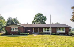 425 RIDGE RD, Greensburg, PA 15601