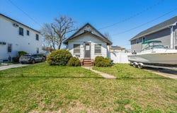 2439 Berkeley Place, Bellmore, NY 11710