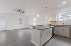 520 12TH AVENUE W, BRADENTON, FL 34205