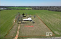 285 N 21st Avenue, Atmore, AL 36502