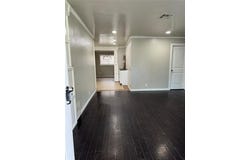 806 S Meadow Lane, Mustang, OK 73064