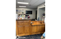 106 E Jefferson Street, Bloomfield, IA 52537