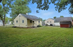 19 W 71st Place, Merrillville, IN 46410