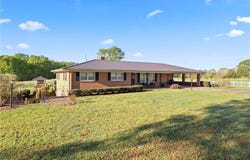 36984 B&c Carter Road, New London, NC 28127