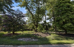 1600 Gardiner Ln, Louisville, KY 40205