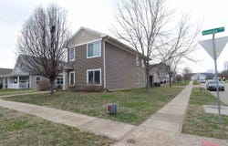 2694 Pinto Ln, IowaCity, IA 52240