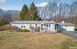 82 Colchester Commons, Colchester, CT 06415