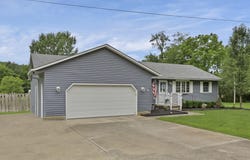 4811 Chicken Coop Hill Road So Road SE, Sugar Grove, OH 43155