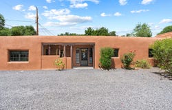 113 Jimenez, Santa Fe, NM 87501