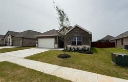 1924 PREAKNESS Drive, Granbury, TX 76049