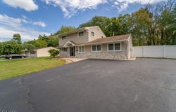 80 Stillwell Rd, South Brunswick Twp., NJ 08824