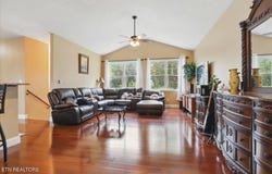 12116 W Kings Gate Rd, Farragut, TN 37934
