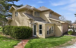 9630 Southby Plaza, Omaha, NE 68124