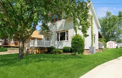 304 W 11th Street N, Newton, IA 50208