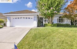 4201 Rose Creek Rd, Roseville, CA 95747