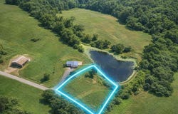 E farabee Road, Salem, IN 47167