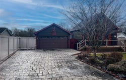 9 Reinhart Court, Melville, NY 11747
