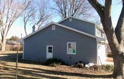 2021 Radcliffe Dr, Aurora, IL 60506