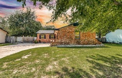 327 N James Ave, Haysville, KS 67060