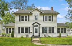 125 Home Park Boulevard, Waterloo, IA 50701