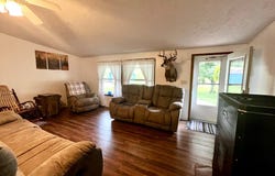 35063 St. Rt. 327, Londonderry, OH 45647