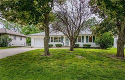 605 Green Street, Lee's Summit, MO 64063
