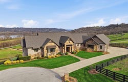 1 Rivers Pointe Drive, Hebron, KY 41048