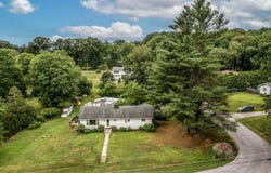 52 Victoria Drive, Rutland Town, VT 05701