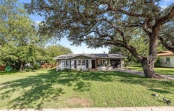 1115 Oakland Drive, Brownwood, TX 76801