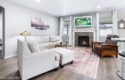 14611 E Sanson Ave, Spokane Valley, WA 99216