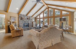 4280 Farview Dr, Rapid City, SD 57702