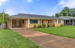 110 Emerald Dr, Tuscumbia, AL 35674