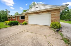 10007 Portage Street NW, Canal Fulton, OH 44614