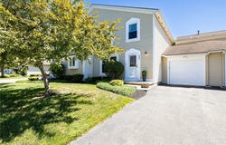 243 Deerhurst Ln, Webster, NY 14580