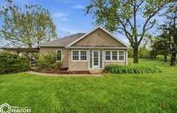 32195 234Th Street, Eldora, IA 50627