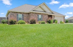 41 Honeybee Ln., Ellisville, MS 39437